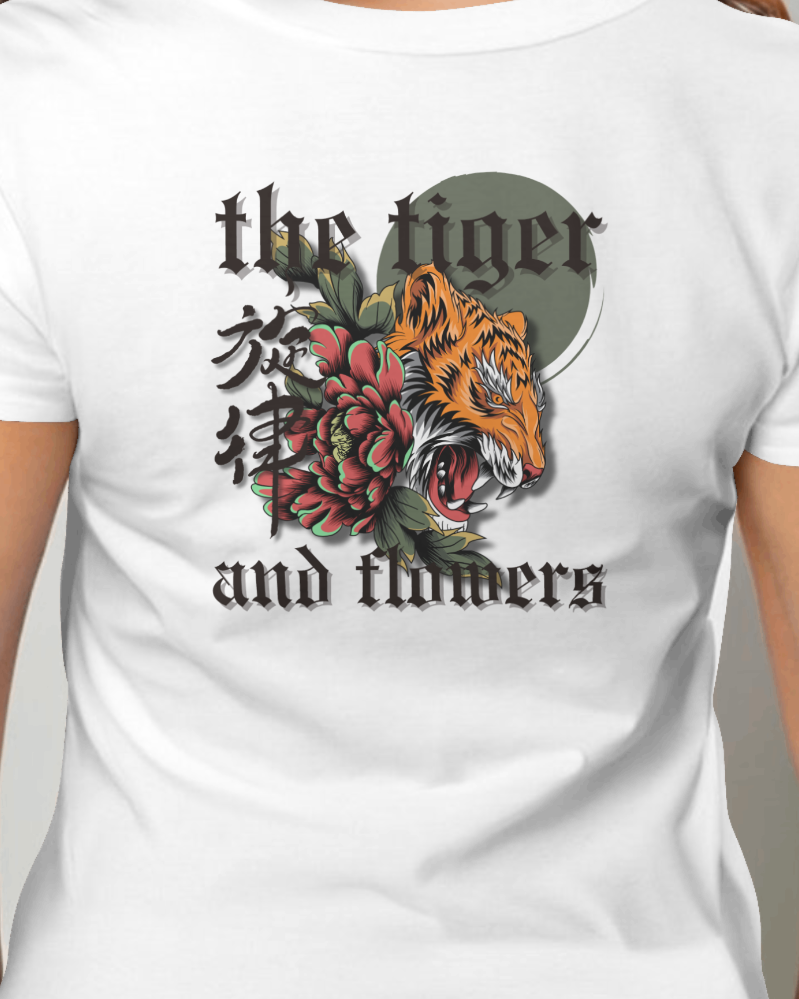 Tiger and Flowers - Damen T-Shirt