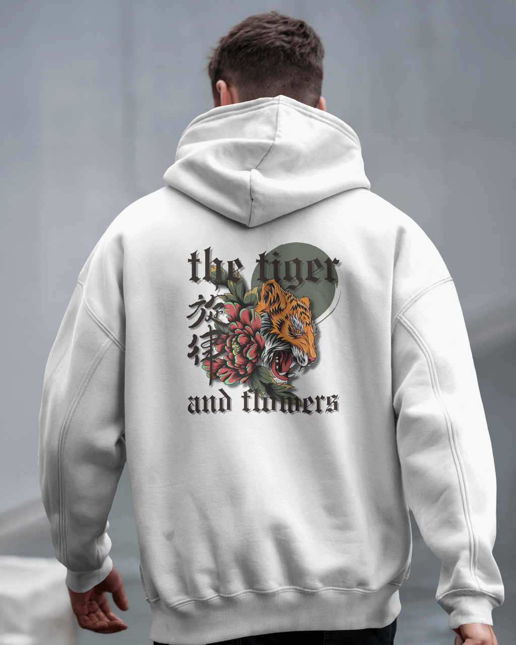 Tiger and Flowers – Oversize Hoodie