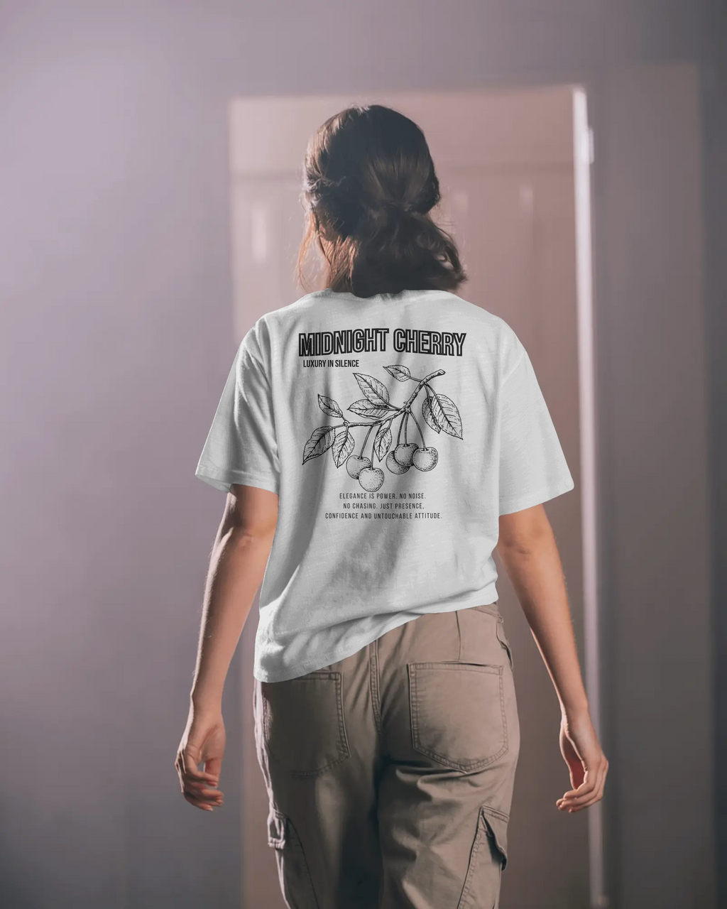 Midnight Cherry - Damen T-Shirt
