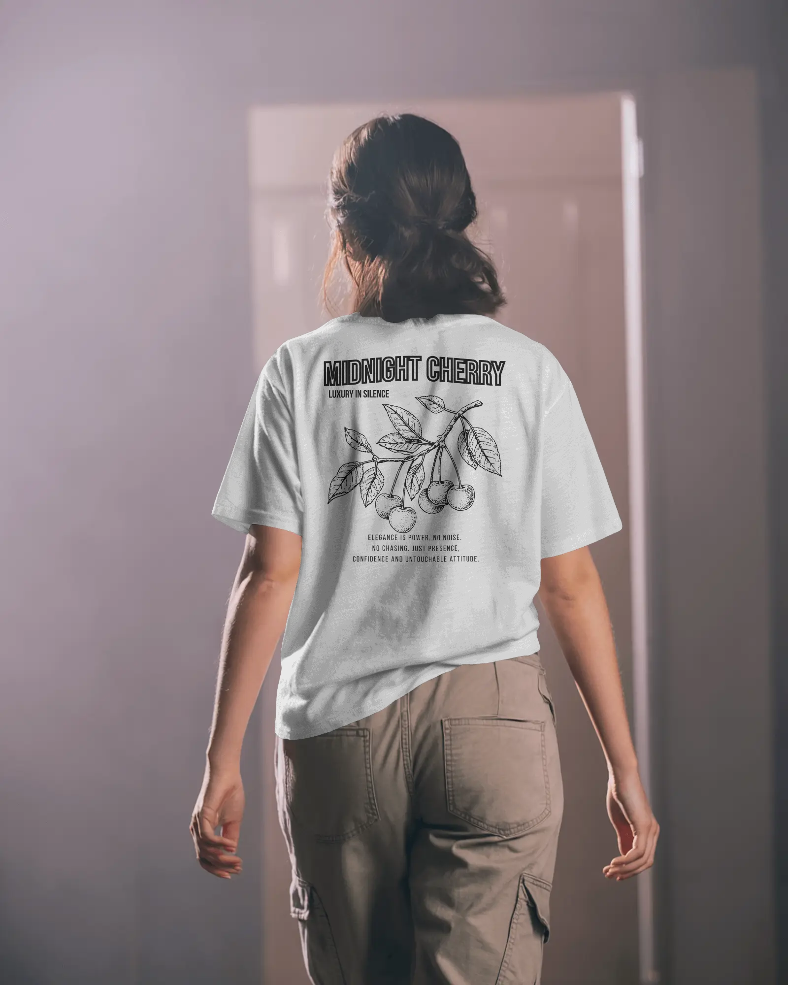 Midnight Cherry - Damen T-Shirt