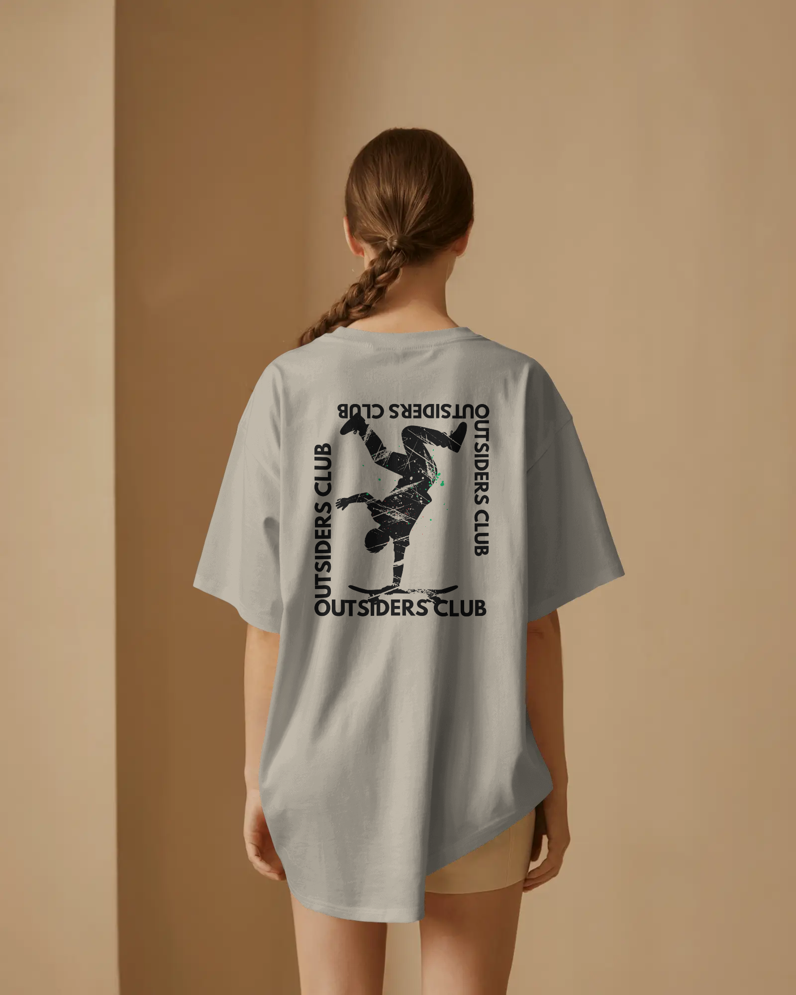 Outsiders Club - Break Free / Oversize T-Shirt