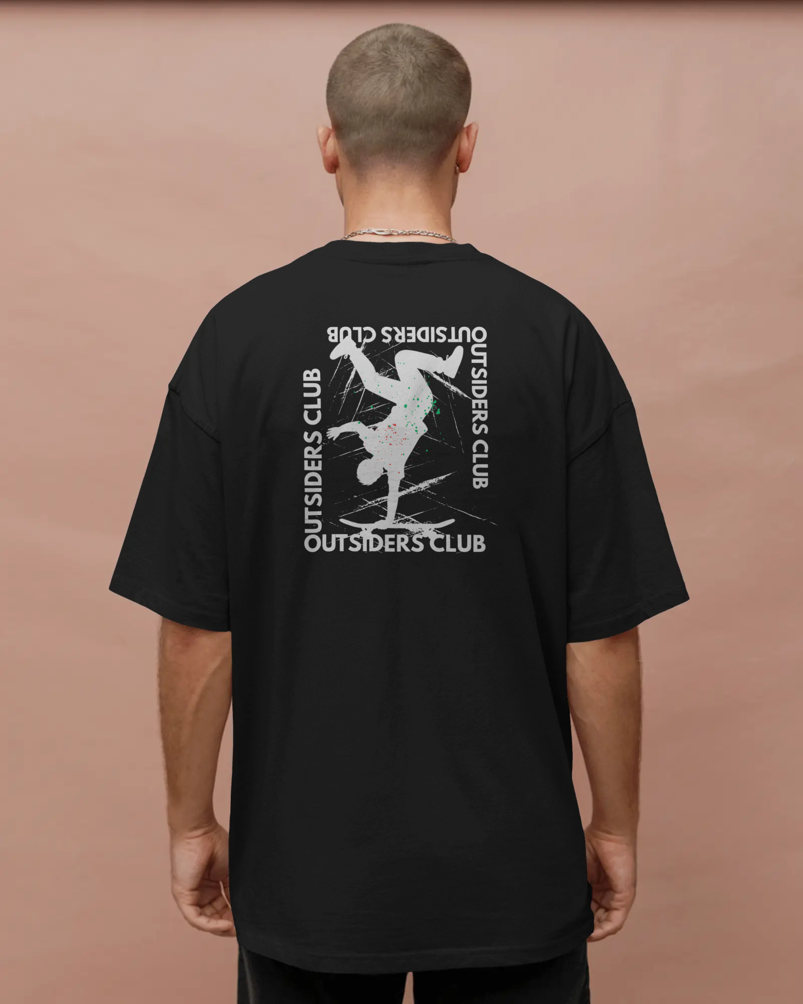 Outsiders Club - Break Free / Oversize T-Shirt