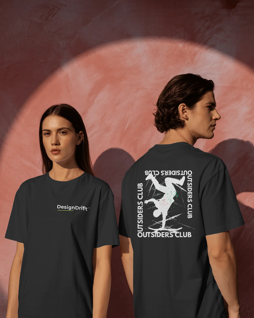 Outsiders Club - Break Free / Oversize T-Shirt